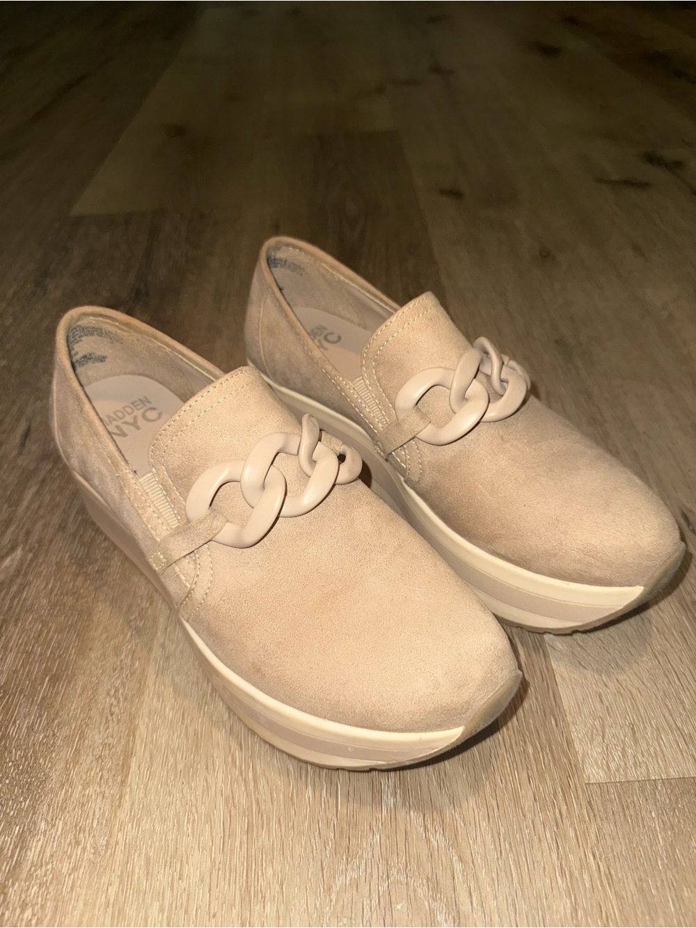 Wedge Sneaker! 👟